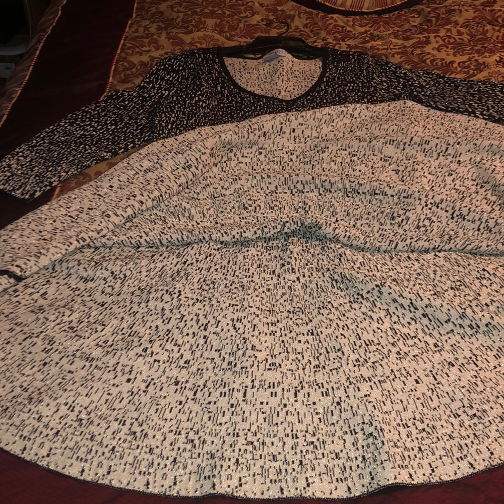 Dress - Picture 5 of 5